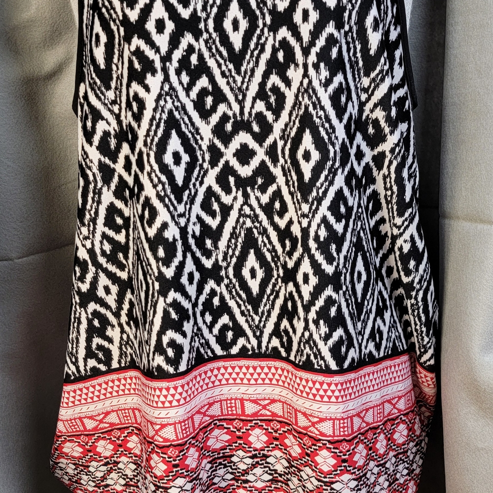 Apt. 9 Sleeveless Geometric Tunic